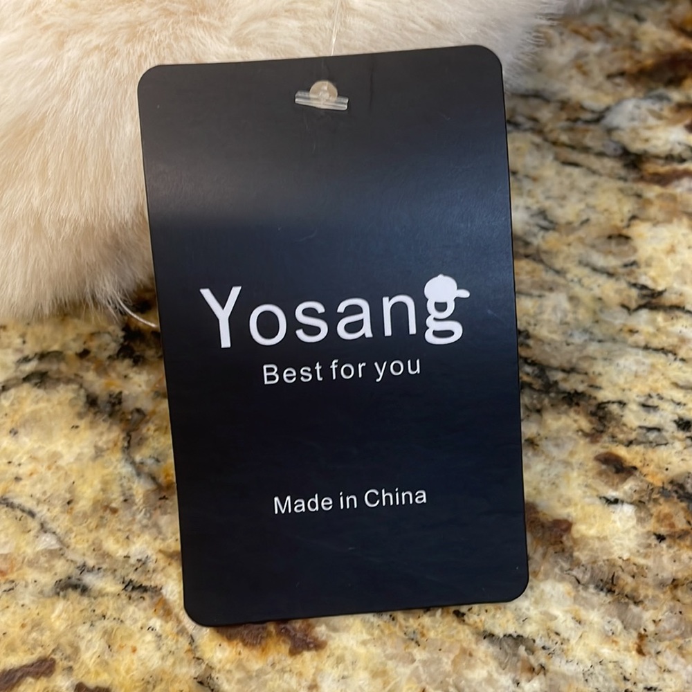 NWT Yosang Faux Rabbit Fur Neck Warmer - Picture 3 of 5